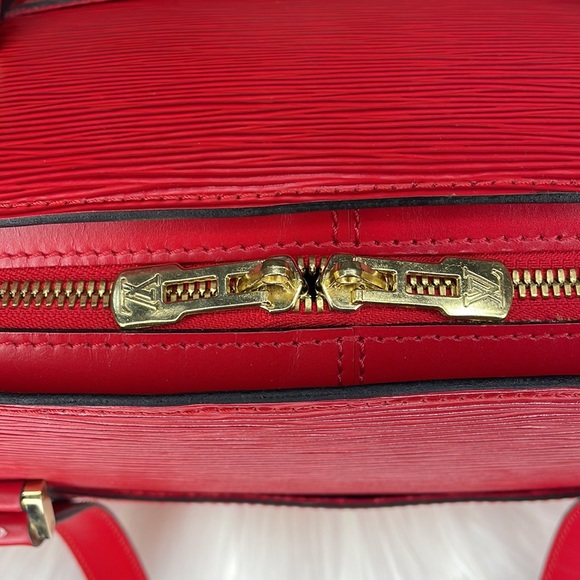 (MT68) Authentic Louis Vuitton 45 Epi Solferino w/Soufflot Pochette - Picture 5 of 16